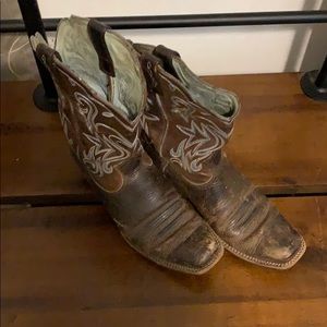 Ariat Women's Legend Brown Square Toe boots